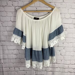 Bohemian Floral Crochet Trim Loose Fit Top Size Large M